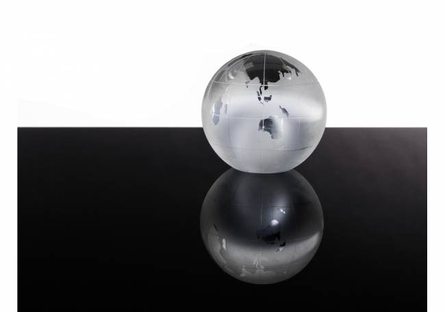 Стол стеклянный Sondal 160 см черный