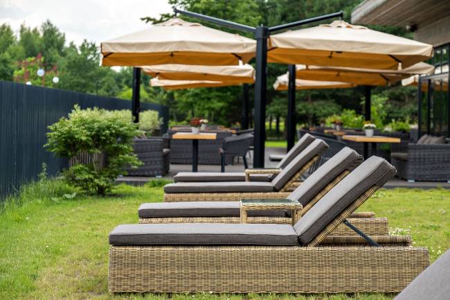 "Рим" шезлонг с подушкой, цвет соломенный "Рим" шезлонг с подушкой, цвет соломенный