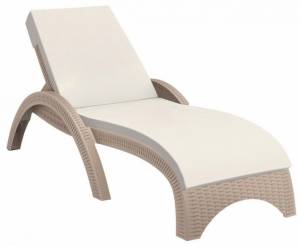 Шезлонг пластиковый с матрасом GS 1009 (Fiji) бежевый, слоновая кость 1870x730x340 мм