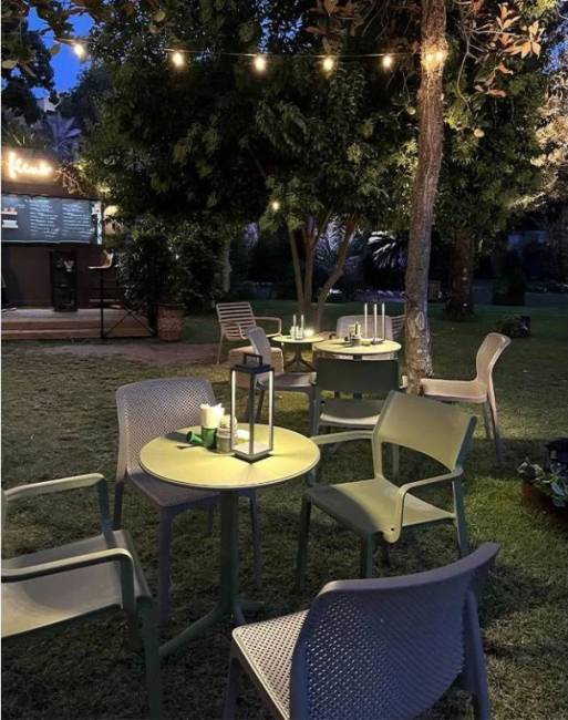 Стул пластиковый Bit тортора 520х550х840 мм Стул пластиковый Bit тортора 520х550х840 мм