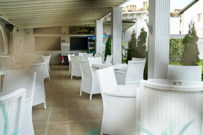 Стол пластиковый Orlando 80 белый 800х800х750 мм Стол пластиковый Orlando 80 белый 800х800х750 мм